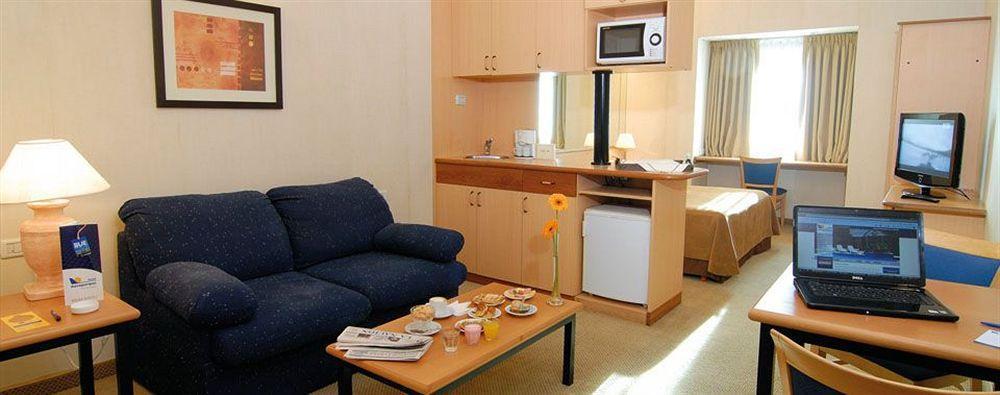 Hotel Aeroparque Inn & Suites Buenos Aires Eksteriør billede
