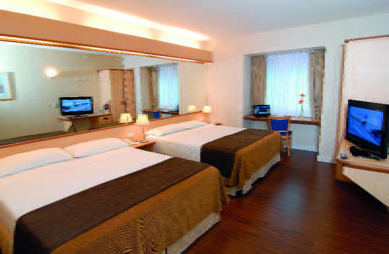 Hotel Aeroparque Inn & Suites Buenos Aires Eksteriør billede