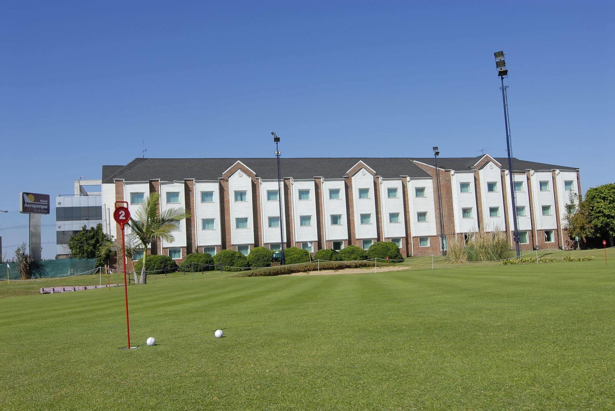 Hotel Aeroparque Inn & Suites Buenos Aires Eksteriør billede