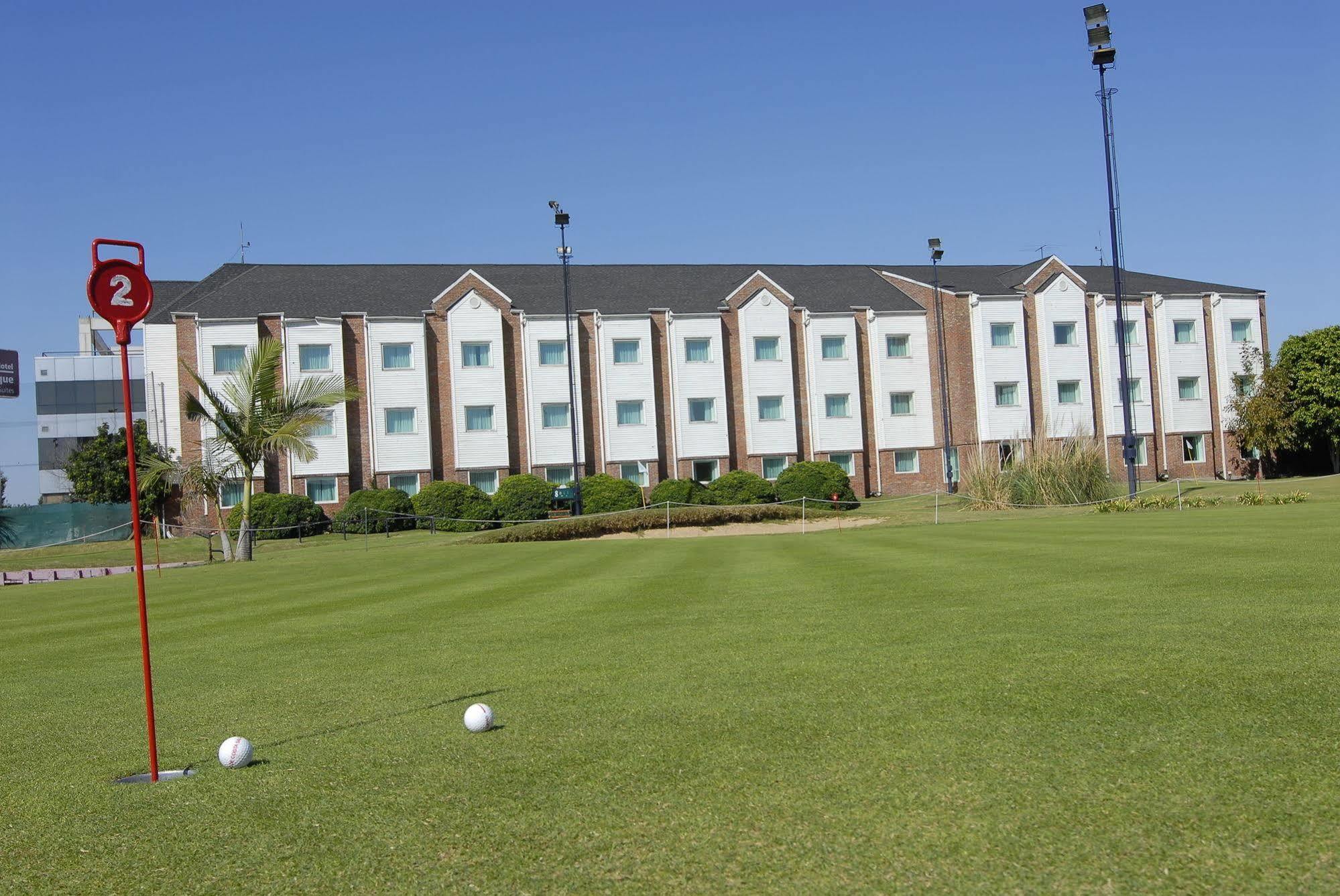 Hotel Aeroparque Inn & Suites Buenos Aires Eksteriør billede