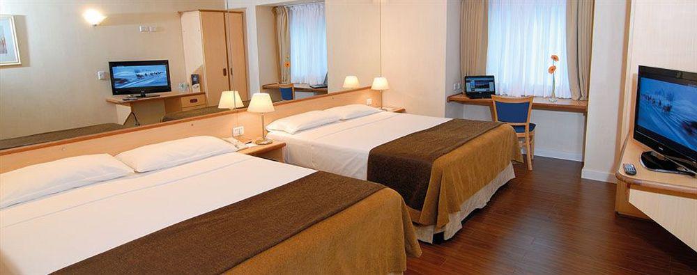 Hotel Aeroparque Inn & Suites Buenos Aires Eksteriør billede