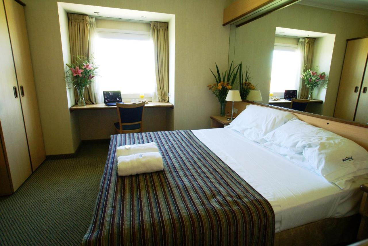 Hotel Aeroparque Inn & Suites Buenos Aires Eksteriør billede